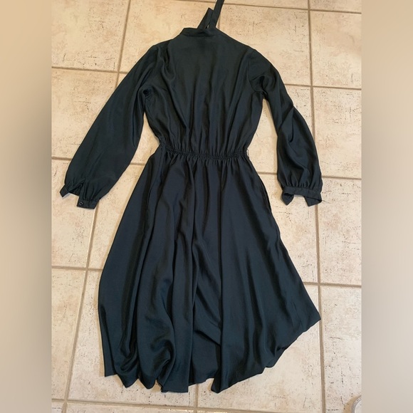 Vintage 1980s Rowie Black Pleated Midi Dress, Polyester Made in Hong Kong Medium - Picture 7 of 8